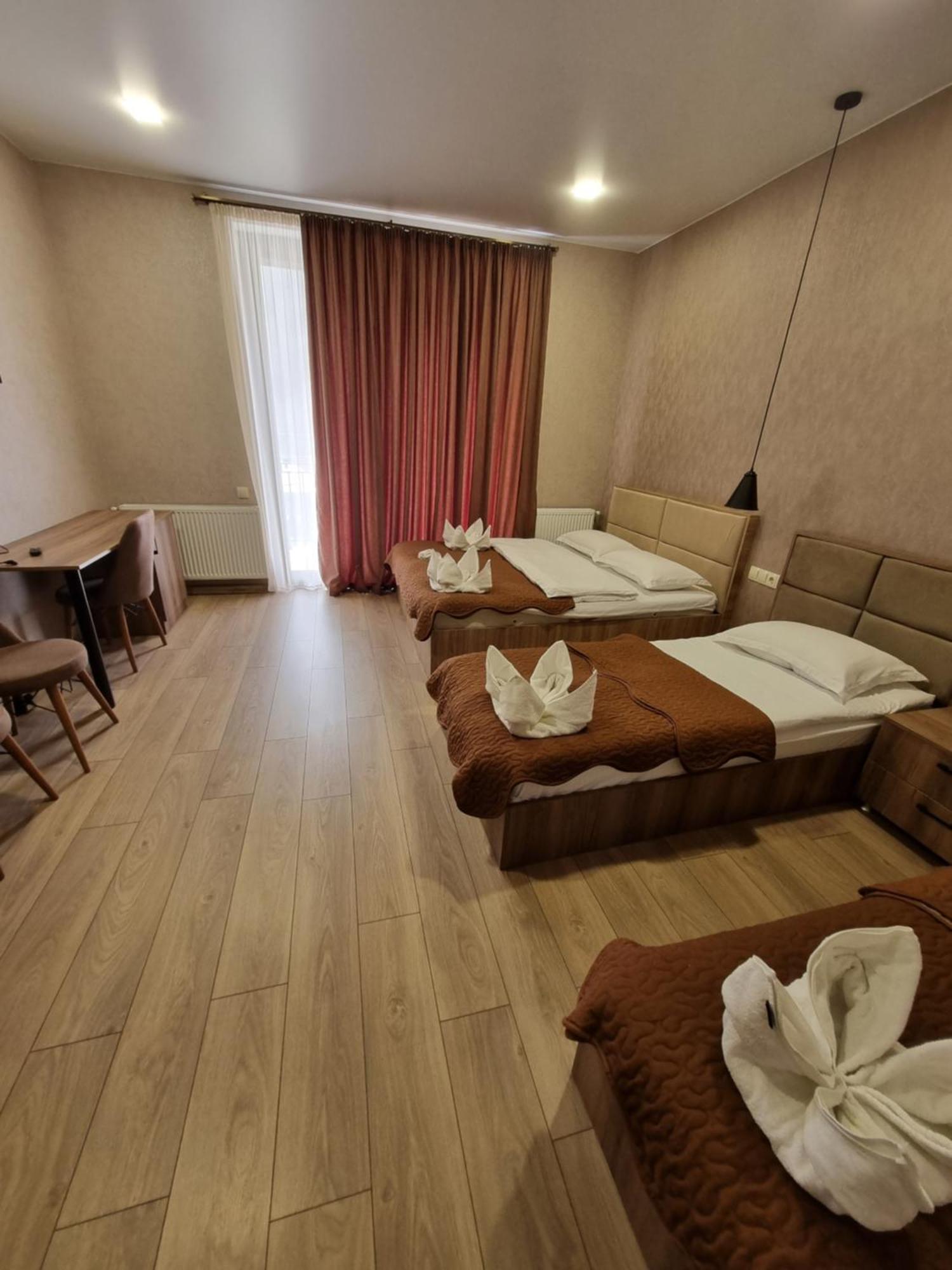 Hotel Sweet Night Stepancminda Pokoj fotografie
